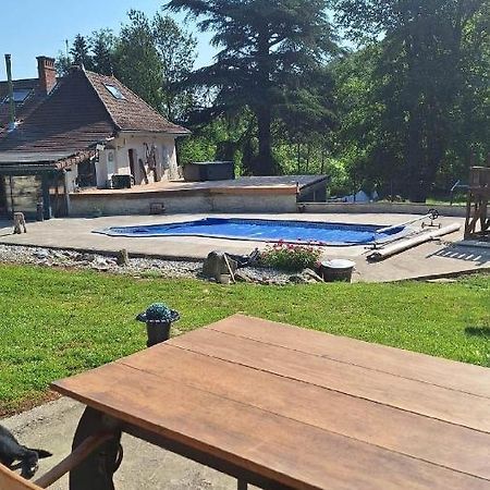 Le Chalet Pressins 外观 照片